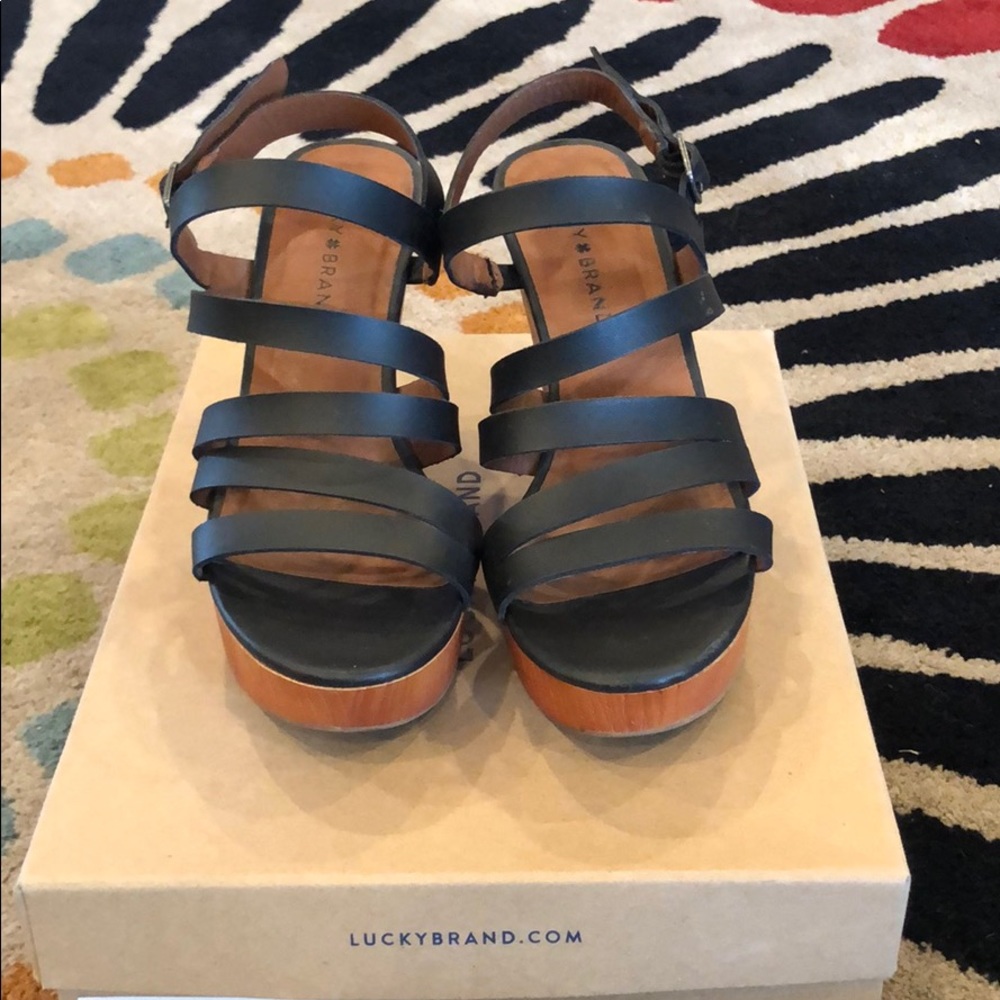 Lucky Wedges